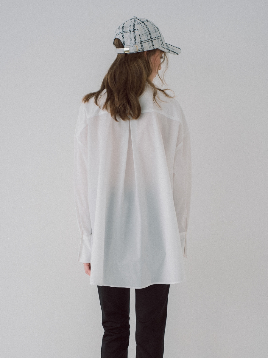 ノーカラーオーバーシルエットシャツ/white | maison de Dolce