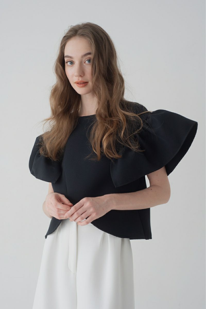 メゾンドドルチェ フィオーレトップス ブラック 試着のみ フィオーレトップス/black | maison de Dolce.
